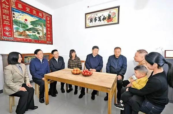 《求是》杂志发表习近平总书记重要文章《以人口高质量发展支撑中国式现代化》1.jpg