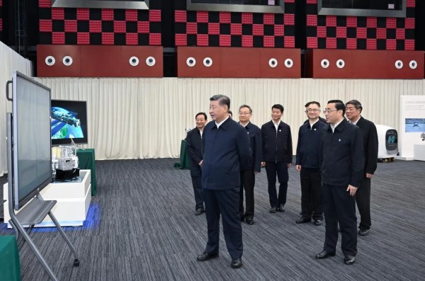 抓科技创新，总书记反复强调“迫切”2.jpg